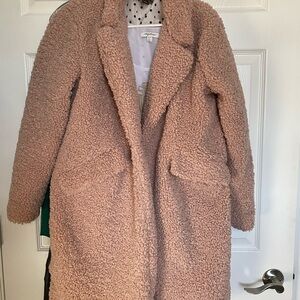 Cozy Women's Teddy Jacket in pink